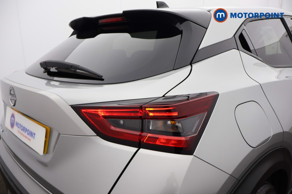 Nissan Juke N-Connecta Automatic Petrol SUV - Stock Number (1665102) - 28th supplementary image