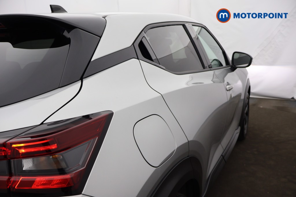 Nissan Juke N-Connecta Automatic Petrol SUV - Stock Number (1665102) - 29th supplementary image