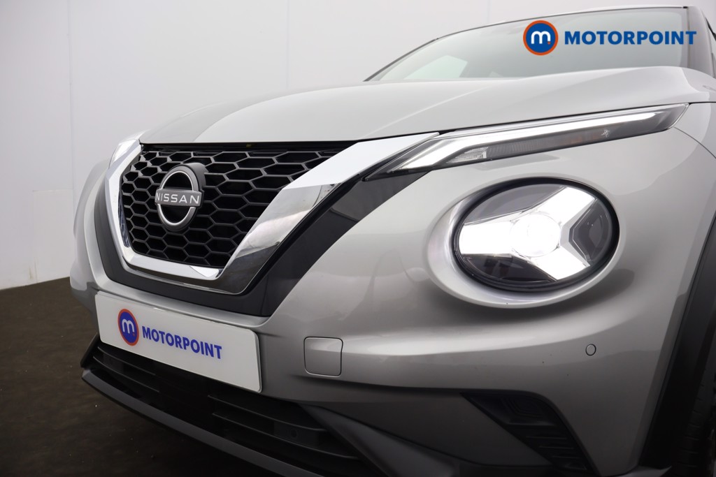 Nissan Juke N-Connecta Automatic Petrol SUV - Stock Number (1665102) - 31st supplementary image