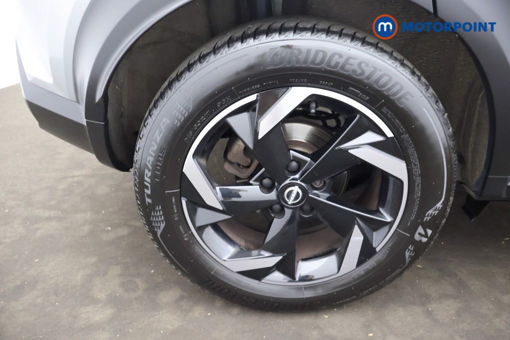 Nissan Juke N-Connecta Automatic Petrol SUV - Stock Number (1665102) - 33rd supplementary image