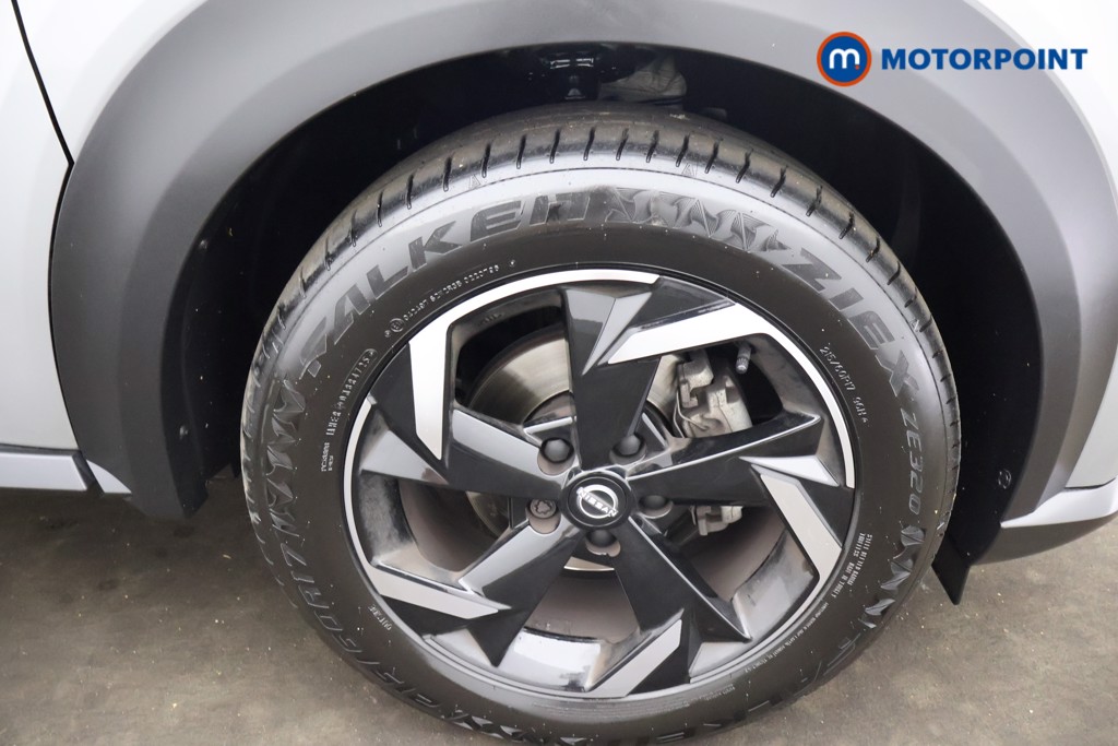 Nissan Juke N-Connecta Automatic Petrol SUV - Stock Number (1665102) - 34th supplementary image