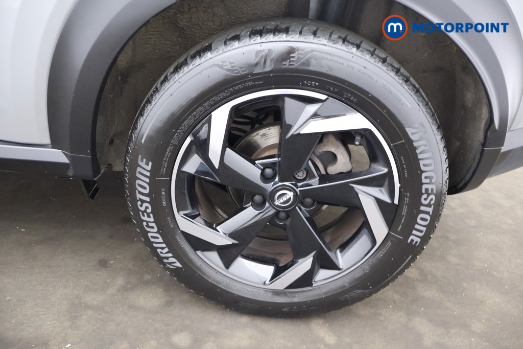 Nissan Juke N-Connecta Automatic Petrol SUV - Stock Number (1665102) - 36th supplementary image