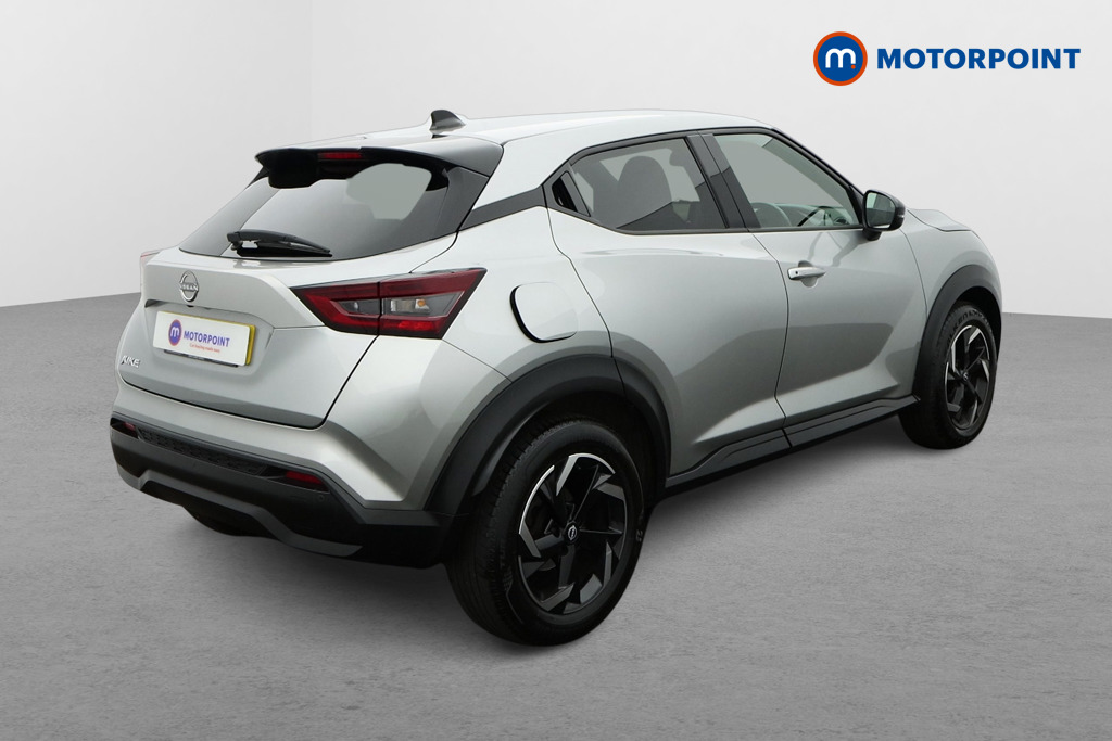Nissan Juke N-Connecta Automatic Petrol SUV - Stock Number (1665102) - Drivers side rear corner