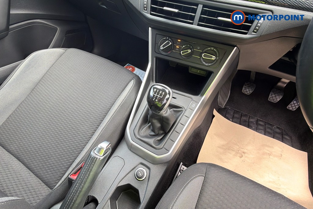 Volkswagen Polo Life Manual Petrol Hatchback - Stock Number (1665149) - 3rd supplementary image
