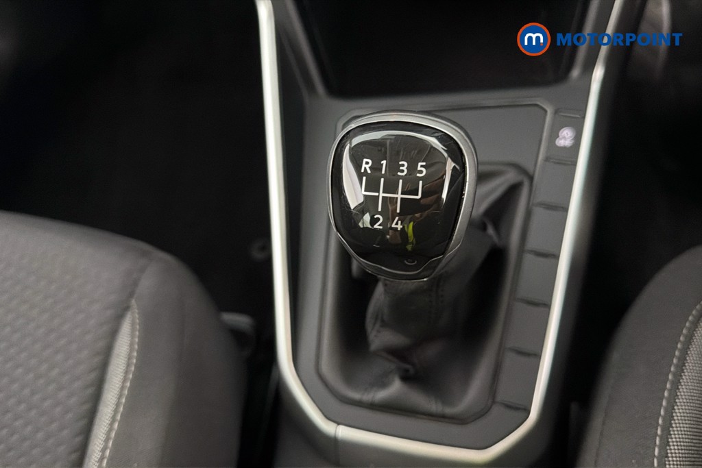 Volkswagen Polo Life Manual Petrol Hatchback - Stock Number (1665150) - 15th supplementary image