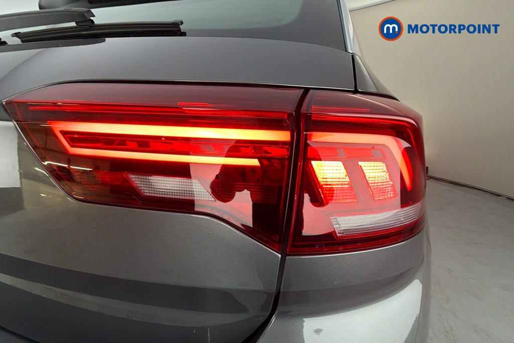 Volkswagen T-Roc Life Manual Petrol SUV - Stock Number (1665195) - 38th supplementary image