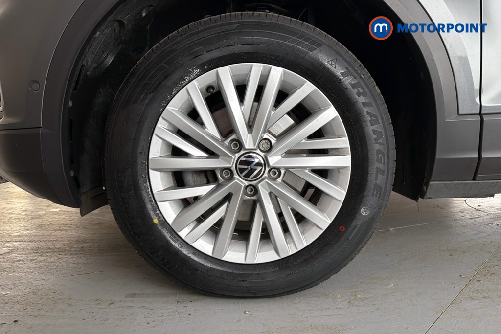 Volkswagen T-Roc Life Manual Petrol SUV - Stock Number (1665195) - 47th supplementary image