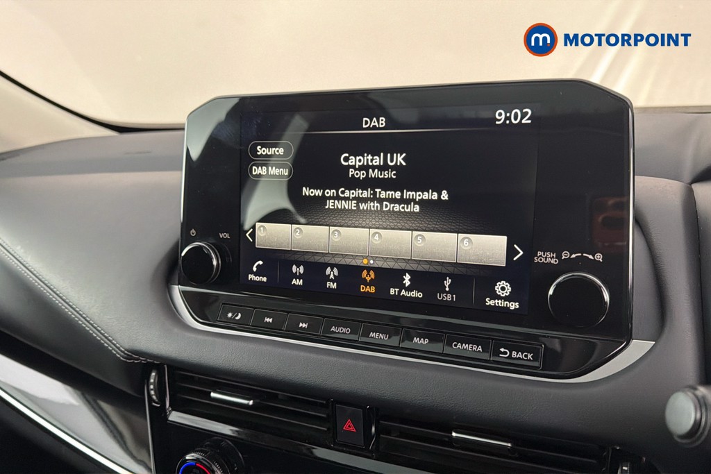 Nissan Qashqai Premiere Edition Manual Petrol SUV - Stock Number (1665776) - 9th supplementary image