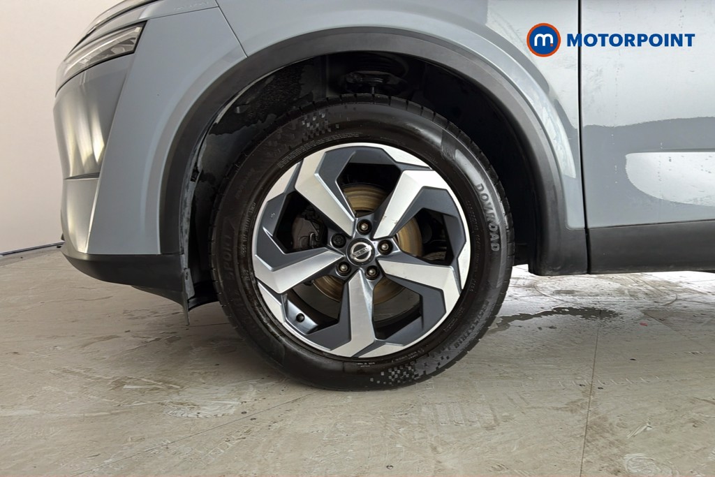 Nissan Qashqai Premiere Edition Manual Petrol SUV - Stock Number (1665776) - 47th supplementary image