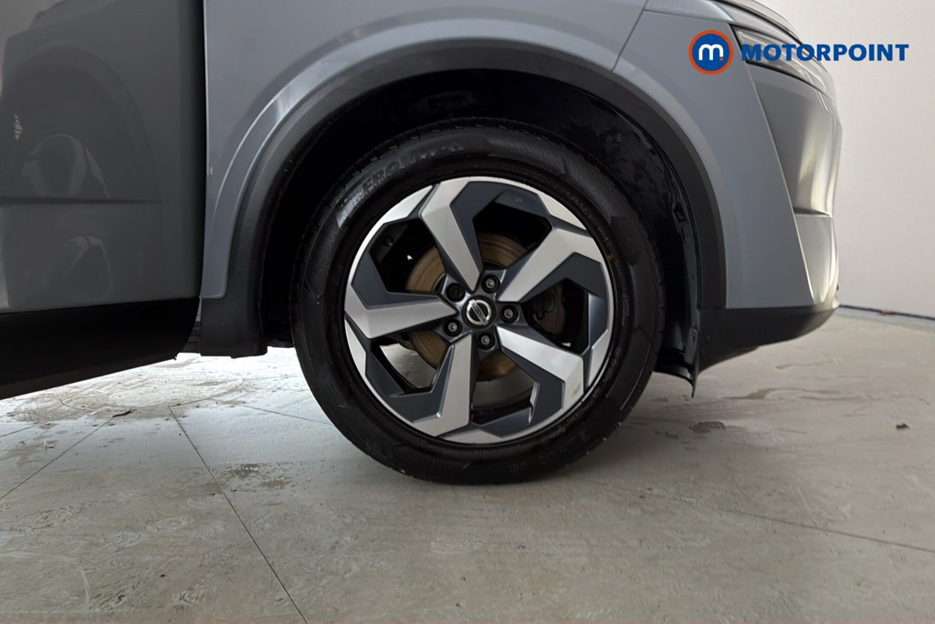 Nissan Qashqai Premiere Edition Manual Petrol SUV - Stock Number (1665776) - 50th supplementary image