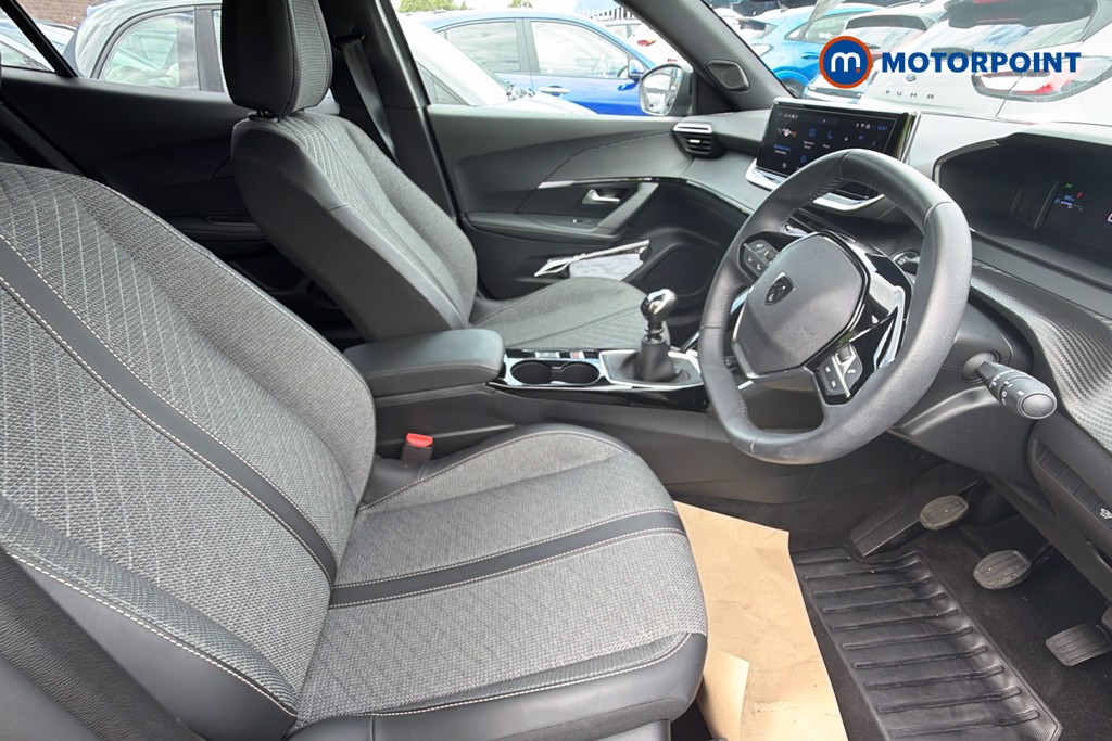 Peugeot 2008 Allure Manual Petrol SUV - Stock Number (1665842) - 7th supplementary image
