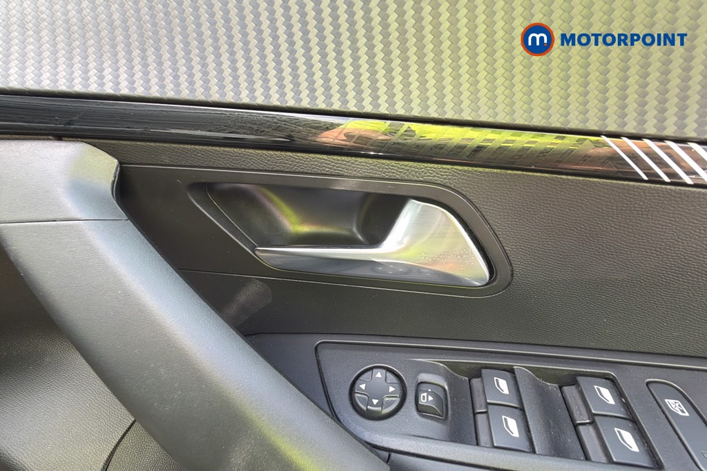 Peugeot 2008 Allure Manual Petrol SUV - Stock Number (1665900) - 19th supplementary image