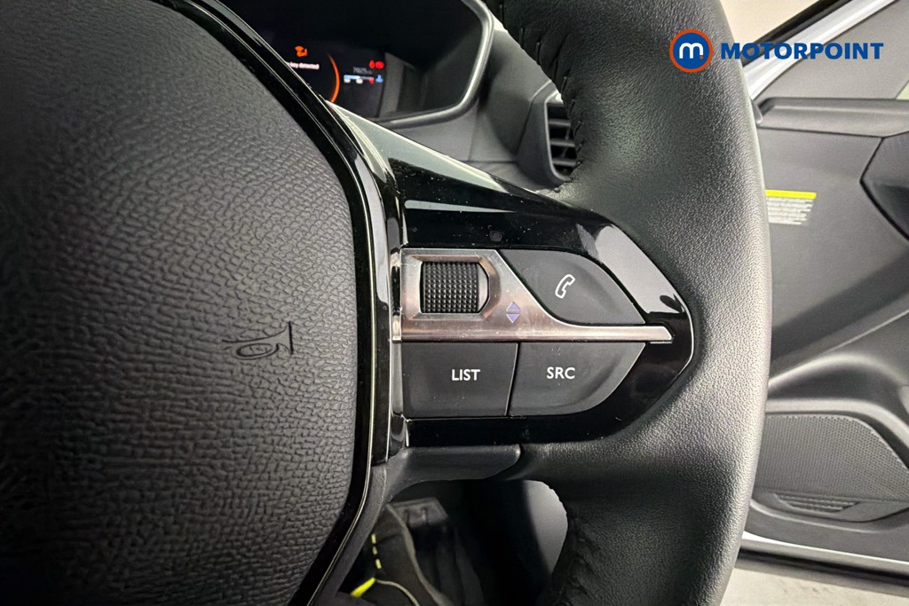 Peugeot 2008 Allure Manual Petrol SUV - Stock Number (1665906) - 4th supplementary image