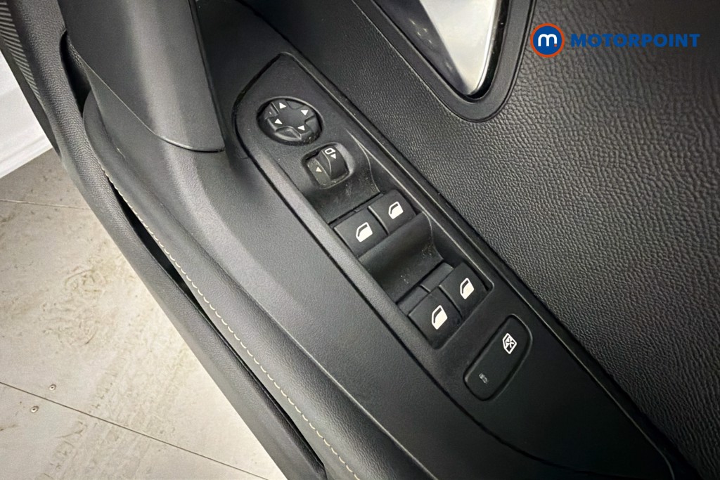 Peugeot 2008 Allure Manual Petrol SUV - Stock Number (1665906) - 20th supplementary image