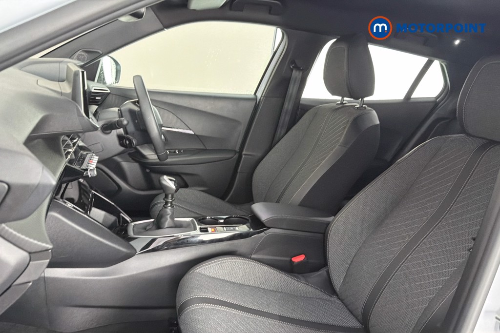 Peugeot 2008 Allure Manual Petrol SUV - Stock Number (1665906) - 22nd supplementary image