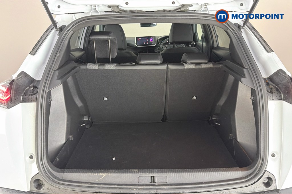 Peugeot 2008 Allure Manual Petrol SUV - Stock Number (1665906) - 33rd supplementary image