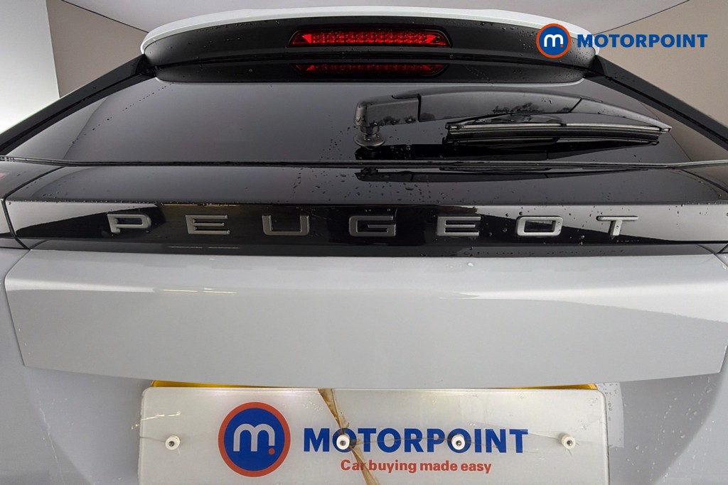 Peugeot 2008 Allure Manual Petrol SUV - Stock Number (1665906) - 37th supplementary image