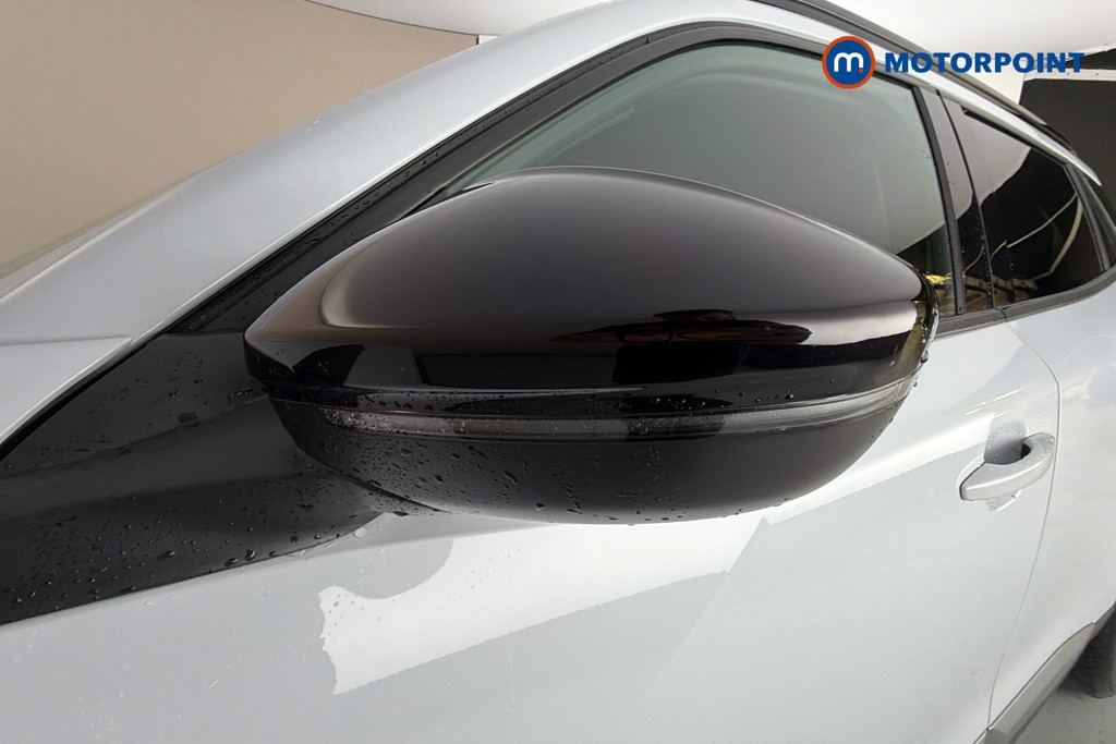 Peugeot 2008 Allure Manual Petrol SUV - Stock Number (1665906) - 43rd supplementary image