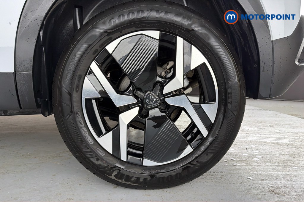 Peugeot 2008 Allure Manual Petrol SUV - Stock Number (1665906) - 48th supplementary image