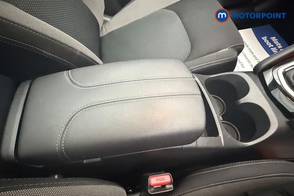 Nissan Qashqai N-Connecta Automatic Petrol SUV - Stock Number (1666576) - 26th supplementary image