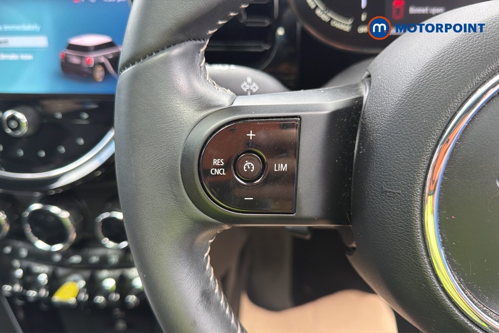 Mini Hatchback Cooper S Level 3 Automatic Electric Hatchback - Stock Number (1666697) - 2nd supplementary image