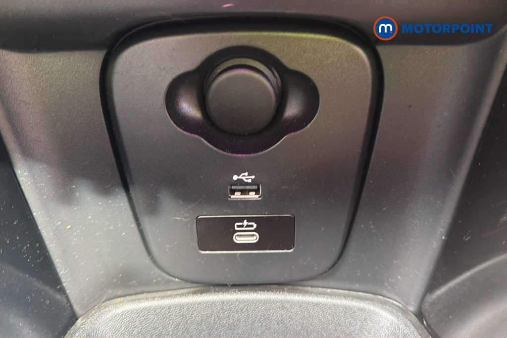 Mini Hatchback Cooper S Level 3 Automatic Electric Hatchback - Stock Number (1666697) - 6th supplementary image