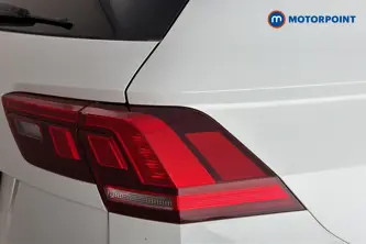Volkswagen Tiguan Allspace Life Automatic Petrol SUV - Stock Number (1666943) - 36th supplementary image