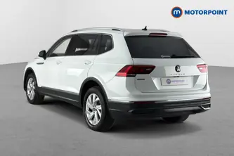 Volkswagen Tiguan Allspace Life Automatic Petrol SUV - Stock Number (1666943) - Drivers side rear corner