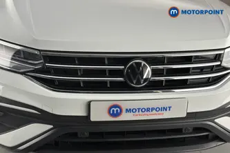 Volkswagen Tiguan Allspace Life Automatic Petrol SUV - Stock Number (1666943) - 43rd supplementary image