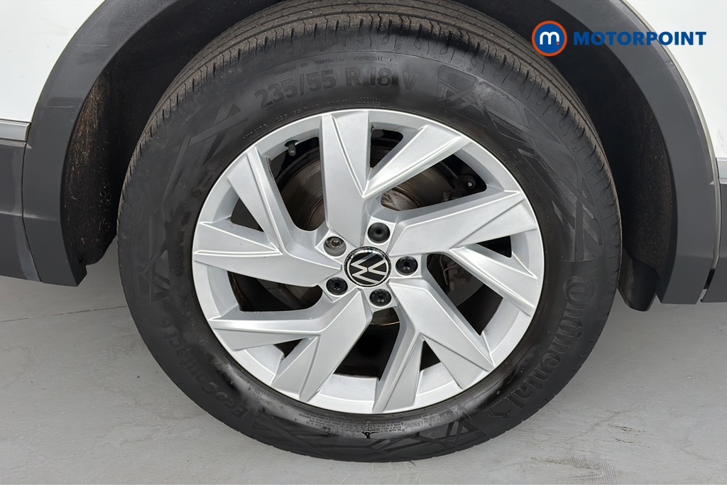 Volkswagen Tiguan Allspace Life Automatic Petrol SUV - Stock Number (1666943) - 46th supplementary image