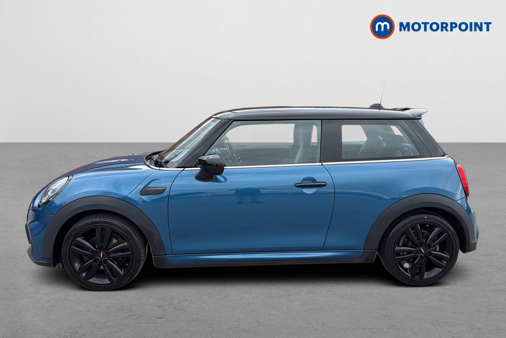 Mini Hatchback Cooper Sport Manual Petrol Hatchback - Stock Number (1667133) - Drivers side