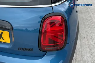 Mini Hatchback Cooper Sport Manual Petrol Hatchback - Stock Number (1667133) - 36th supplementary image