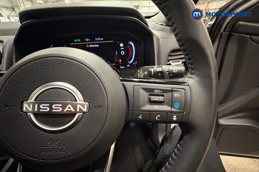 Nissan X-Trail N-Connecta Automatic Petrol SUV - Stock Number (1667136) - 4th supplementary image