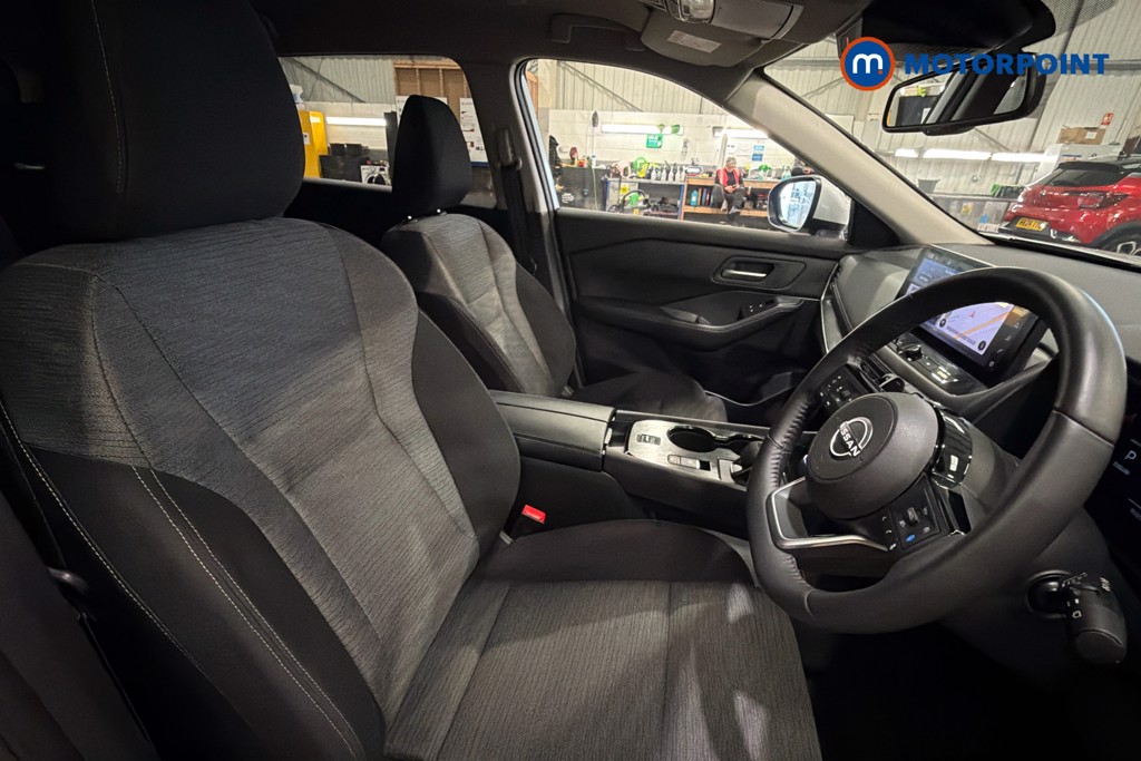 Nissan X-Trail N-Connecta Automatic Petrol SUV - Stock Number (1667136) - 22nd supplementary image