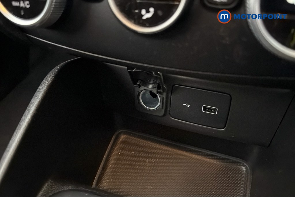 Fiat Tipo Life Manual Petrol Hatchback - Stock Number (1667274) - 17th supplementary image