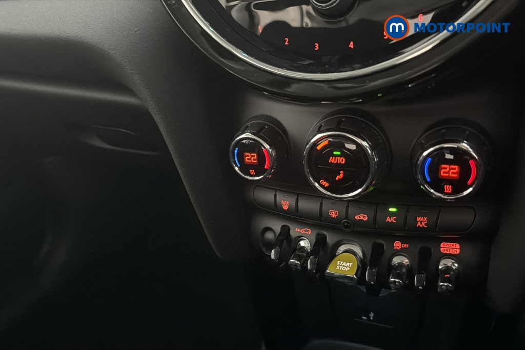 Mini Hatchback Cooper S Level 1 Automatic Electric Hatchback - Stock Number (1667477) - 12th supplementary image