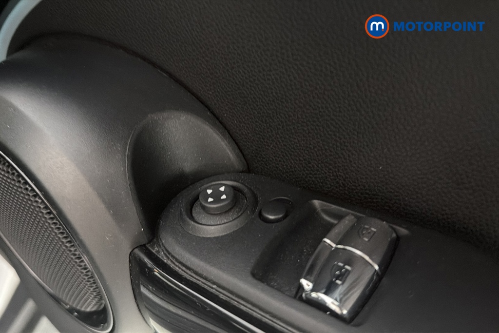 Mini Hatchback Cooper S Level 1 Automatic Electric Hatchback - Stock Number (1667477) - 19th supplementary image