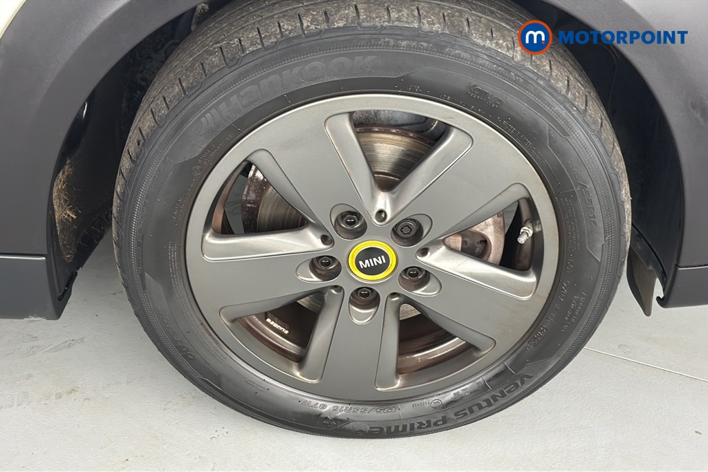 Mini Hatchback Cooper S Level 1 Automatic Electric Hatchback - Stock Number (1667477) - 47th supplementary image
