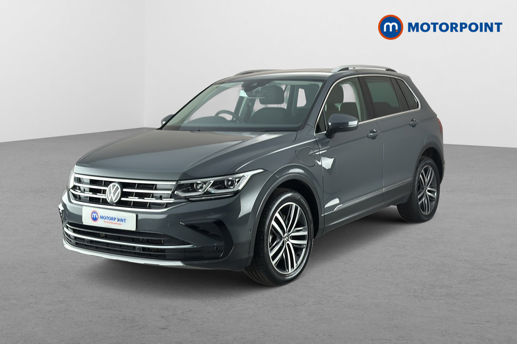 Volkswagen Tiguan Elegance Automatic Petrol Plug-In Hybrid SUV - Stock Number (1667488) - Passenger side front corner