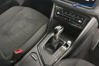 Volkswagen Tiguan Elegance Automatic Petrol Plug-In Hybrid SUV - Stock Number (1667488) - 15th supplementary image