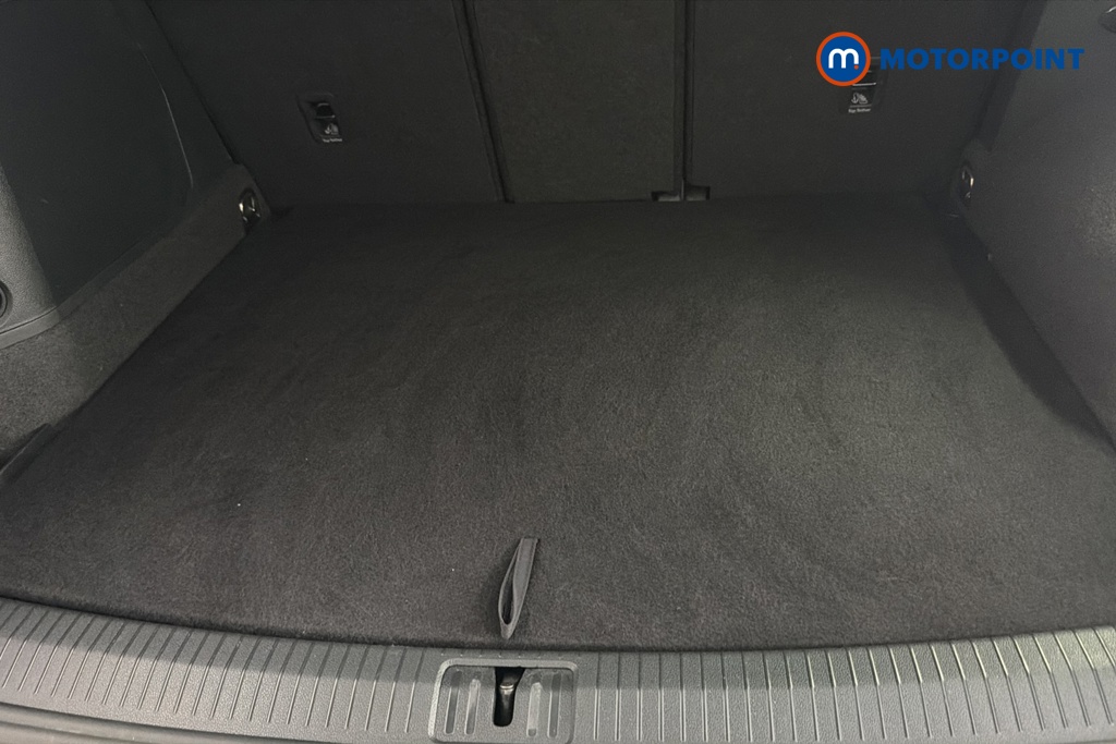 Volkswagen Tiguan Elegance Automatic Petrol Plug-In Hybrid SUV - Stock Number (1667488) - 30th supplementary image