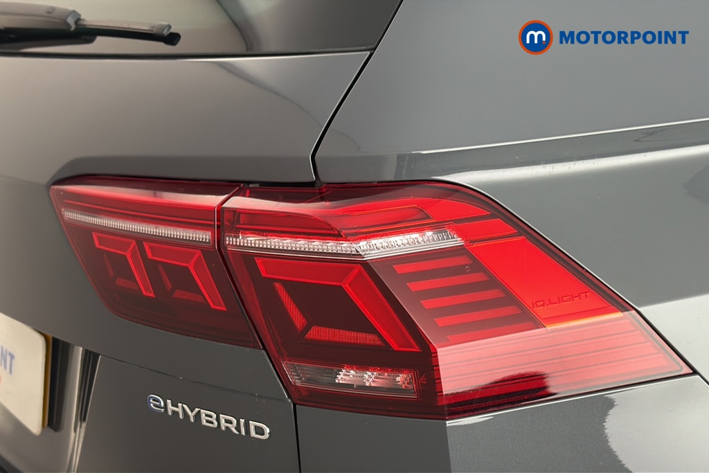 Volkswagen Tiguan Elegance Automatic Petrol Plug-In Hybrid SUV - Stock Number (1667488) - 36th supplementary image