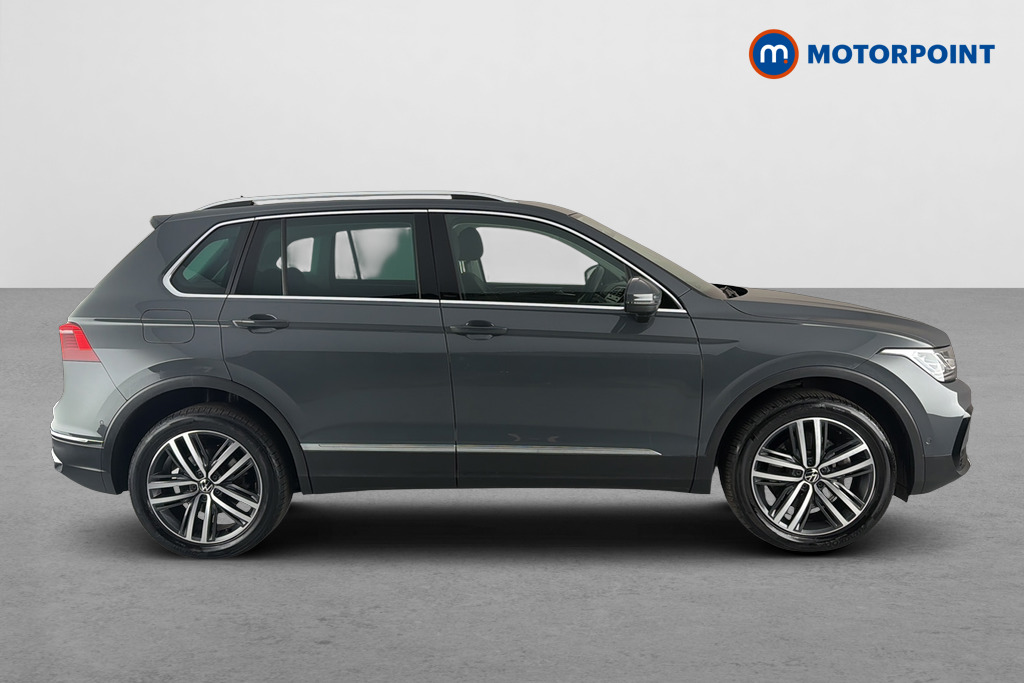 Volkswagen Tiguan Elegance Automatic Petrol Plug-In Hybrid SUV - Stock Number (1667488) - Passenger side