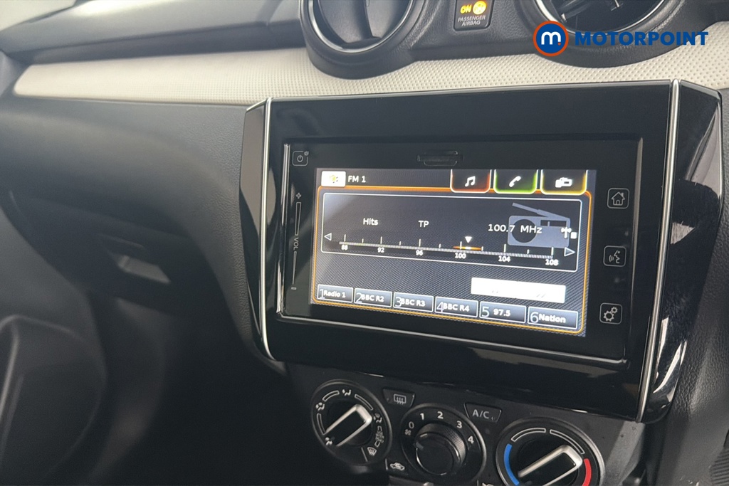 Suzuki Swift Sz-L Manual Petrol Hatchback - Stock Number (1667498) - 8th supplementary image