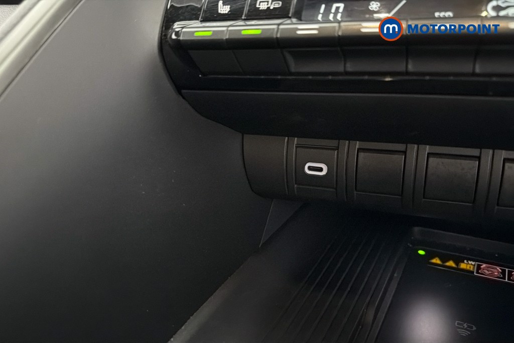 Toyota C-Hr Design Automatic Petrol-Electric Hybrid SUV - Stock Number (1645991) - 17th supplementary image