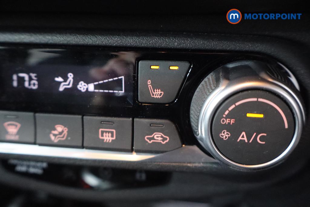 Nissan Juke Tekna Manual Petrol SUV - Stock Number (1652202) - 11th supplementary image
