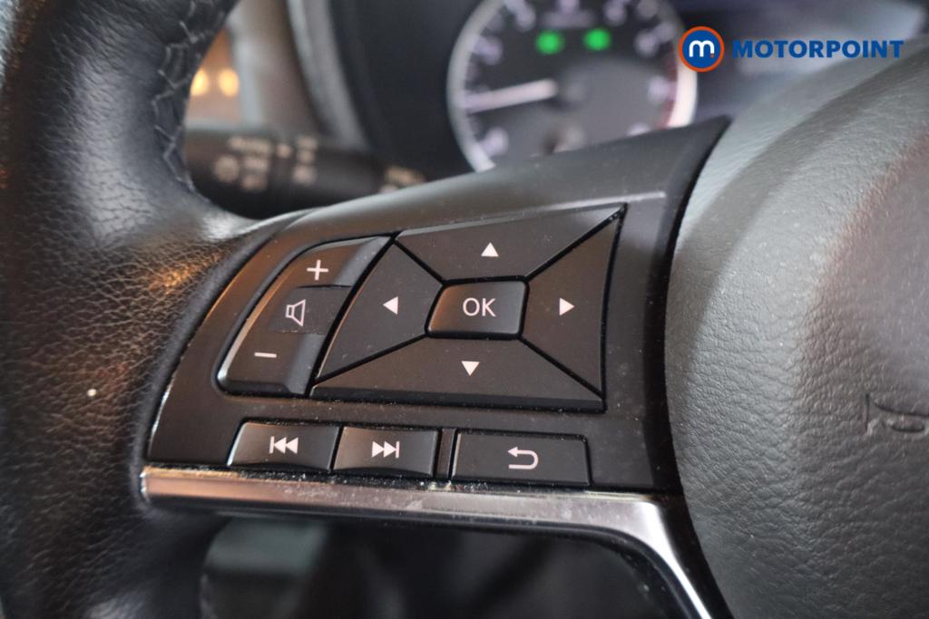 Nissan Juke Tekna Manual Petrol SUV - Stock Number (1652202) - 13th supplementary image