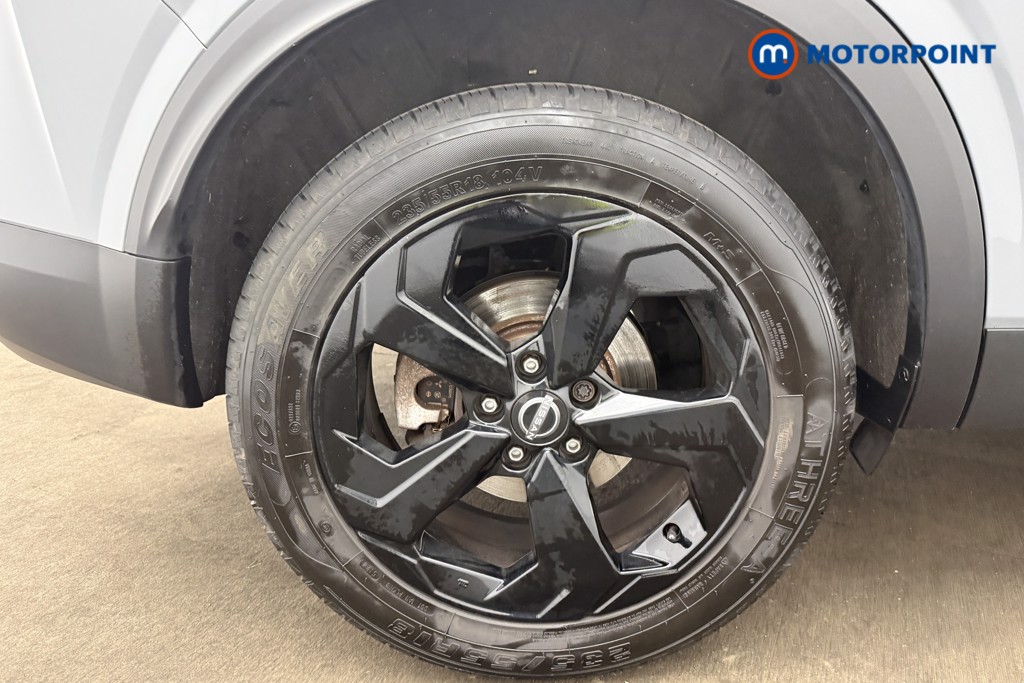Nissan Qashqai N-Connecta Automatic Petrol-Electric Hybrid SUV - Stock Number (1654325) - 17th supplementary image