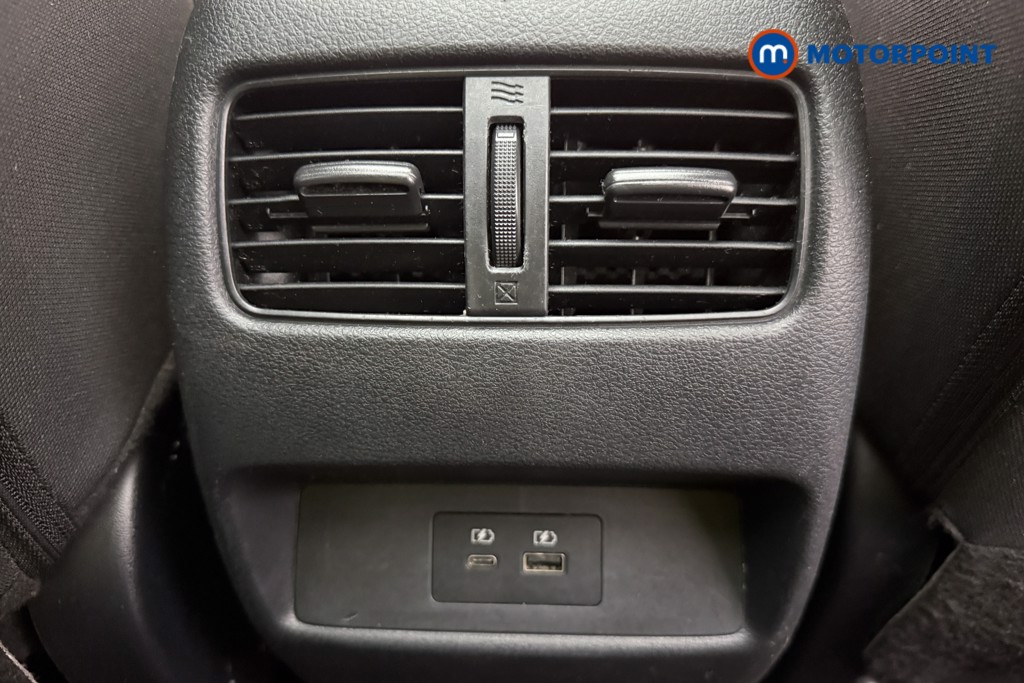 Nissan Qashqai N-Connecta Automatic Petrol-Electric Hybrid SUV - Stock Number (1654325) - 23rd supplementary image