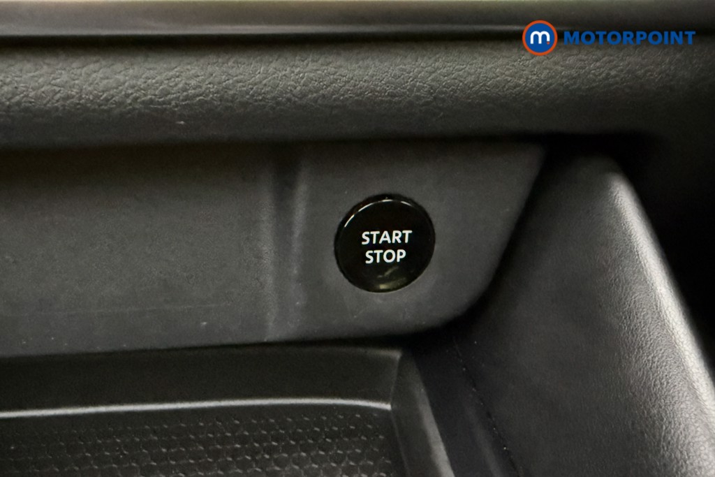 Nissan Qashqai N-Connecta Automatic Petrol-Electric Hybrid SUV - Stock Number (1654325) - 40th supplementary image